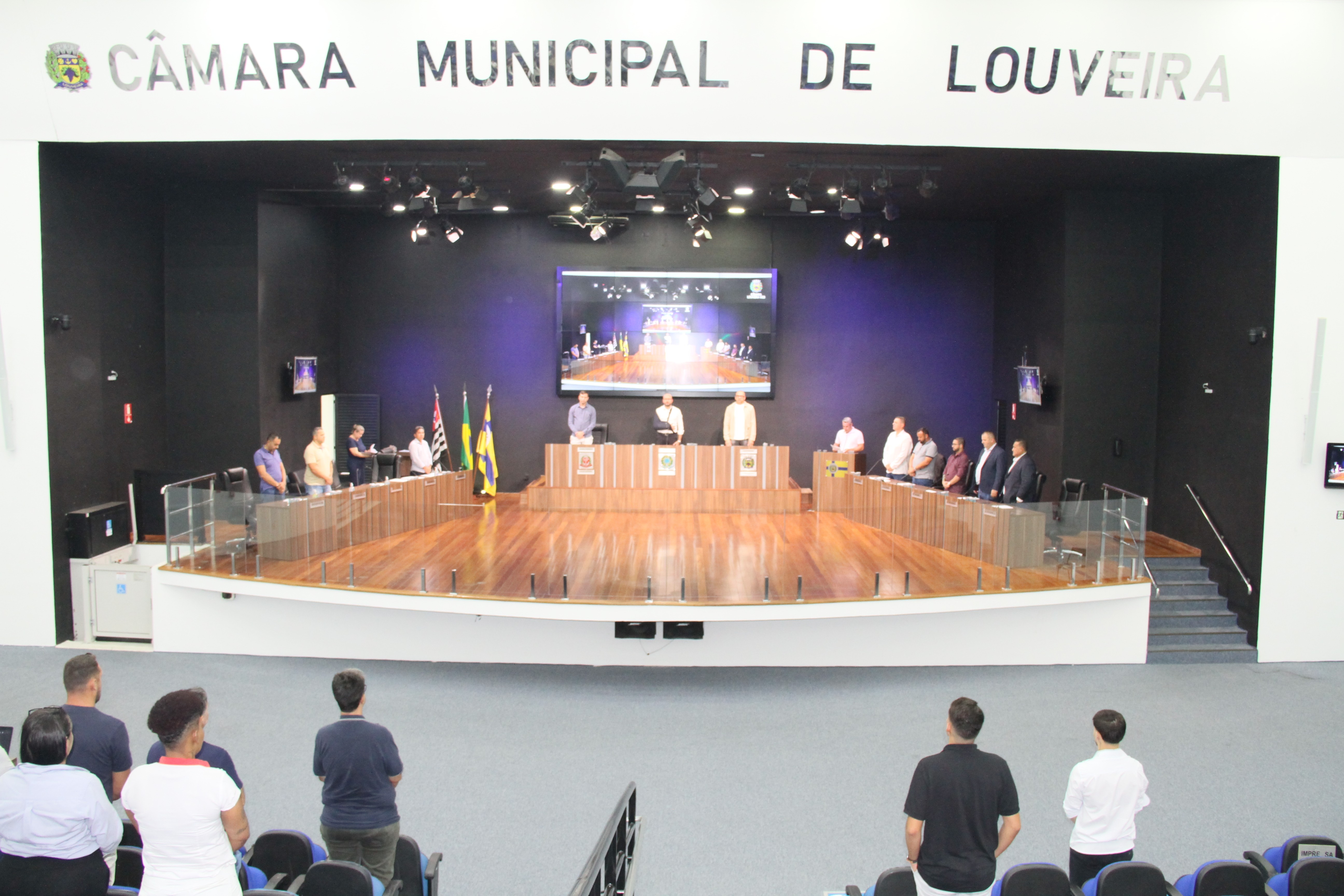 Câmara aprova “descongela” e alteração no auxílio alimentação