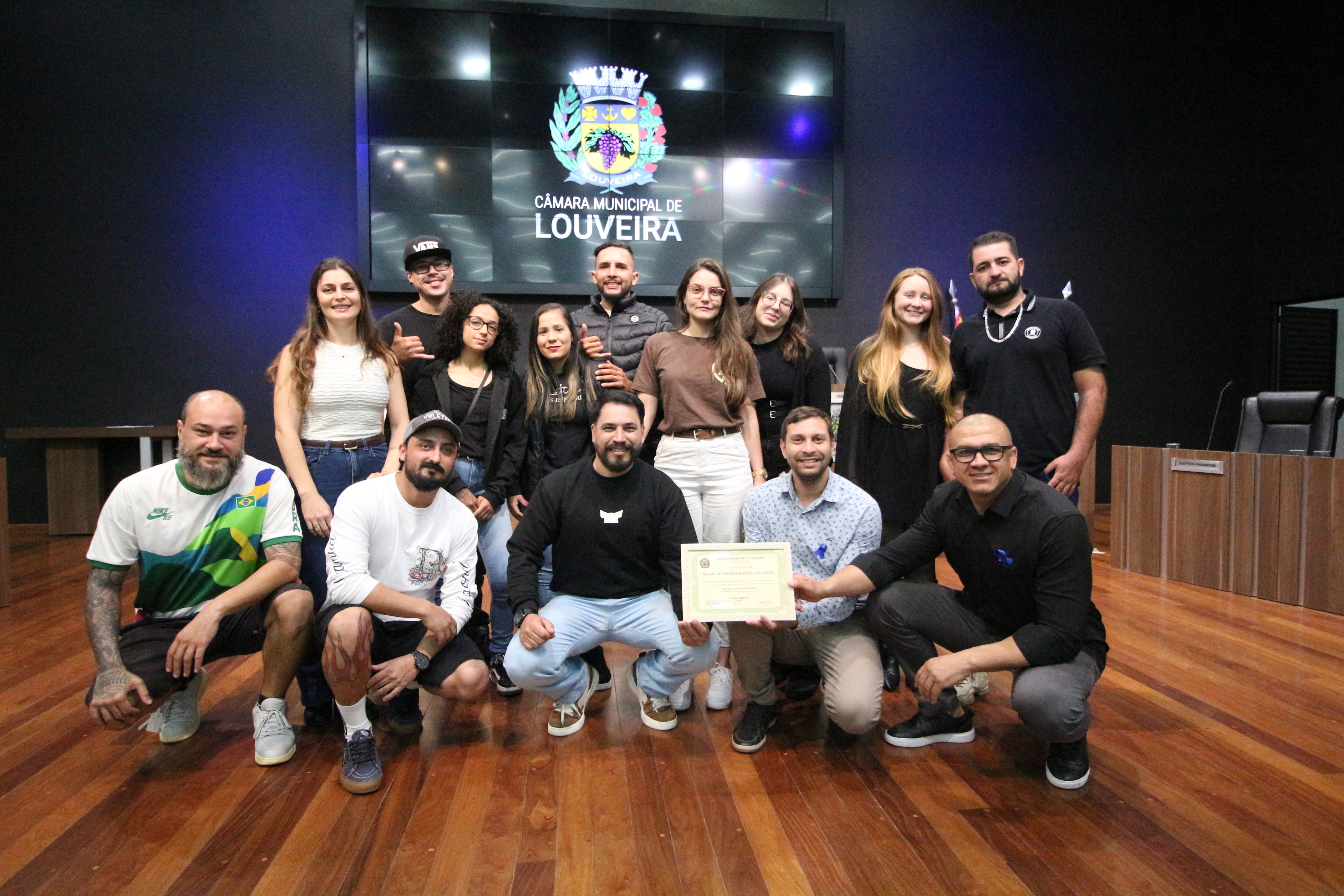 53c1f4c2-7768-46c8-95fd-8fa3a1887309