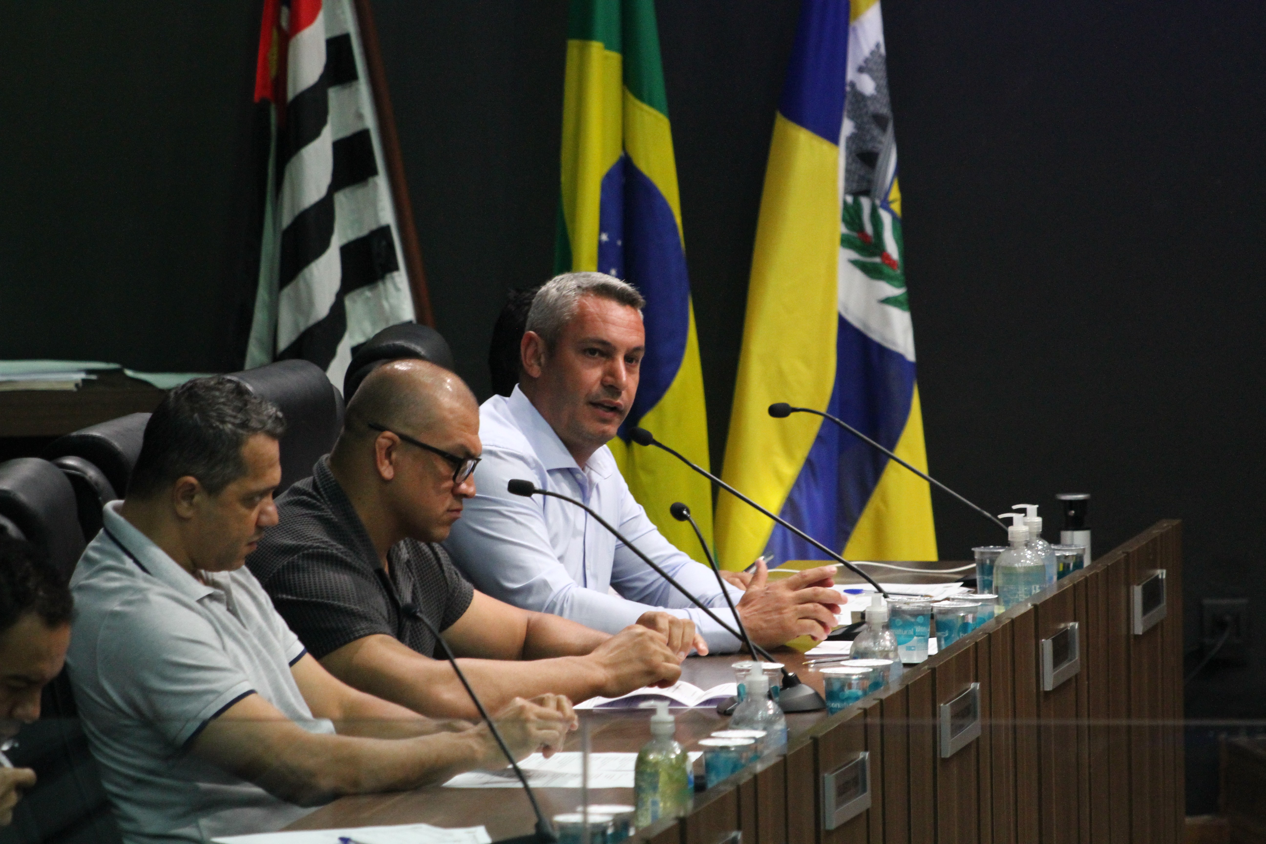 aa4f3c63-c61b-4f2e-b97b-c77b3a3764bf