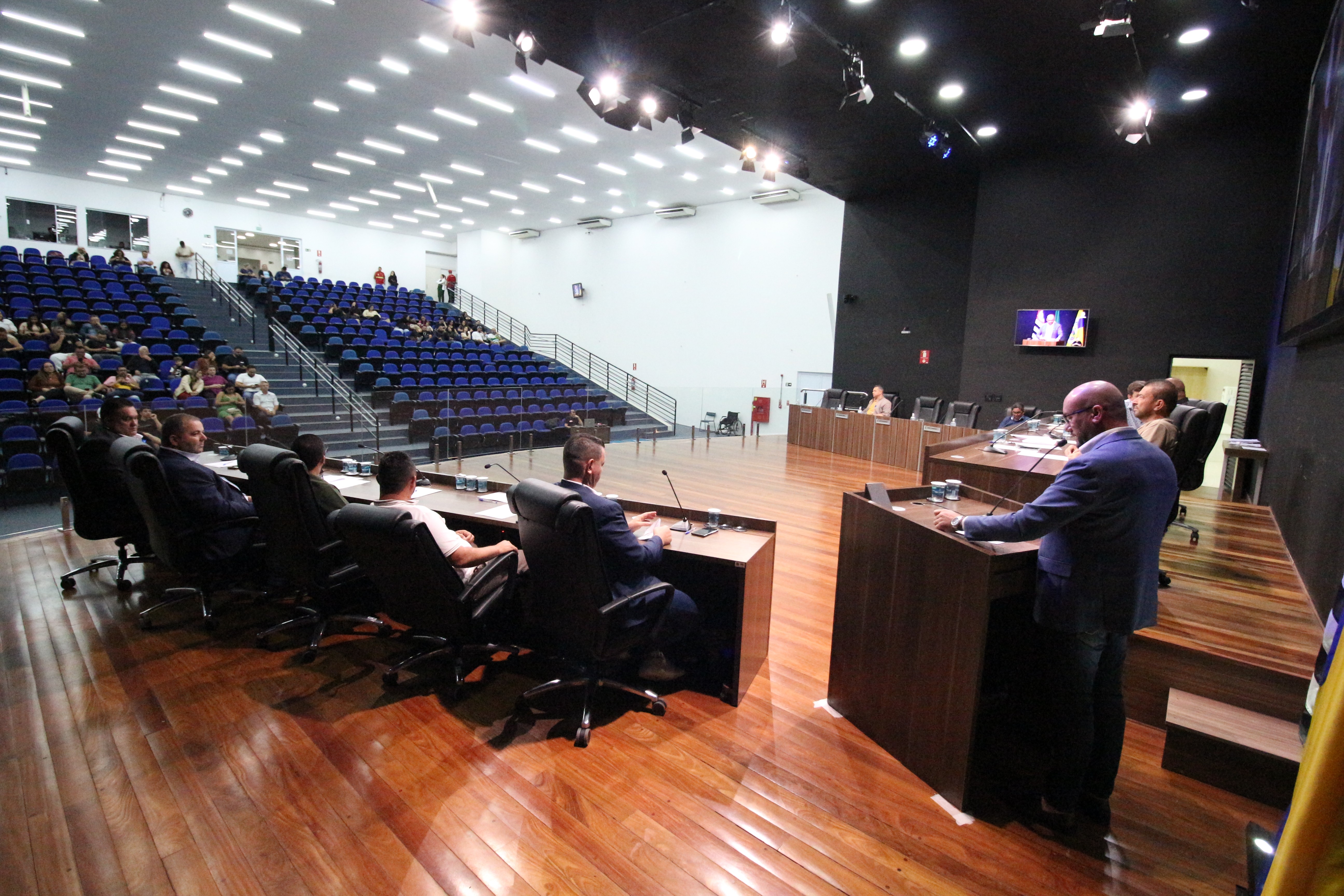 d3f9cc72-5543-4655-8d38-44776f89535b