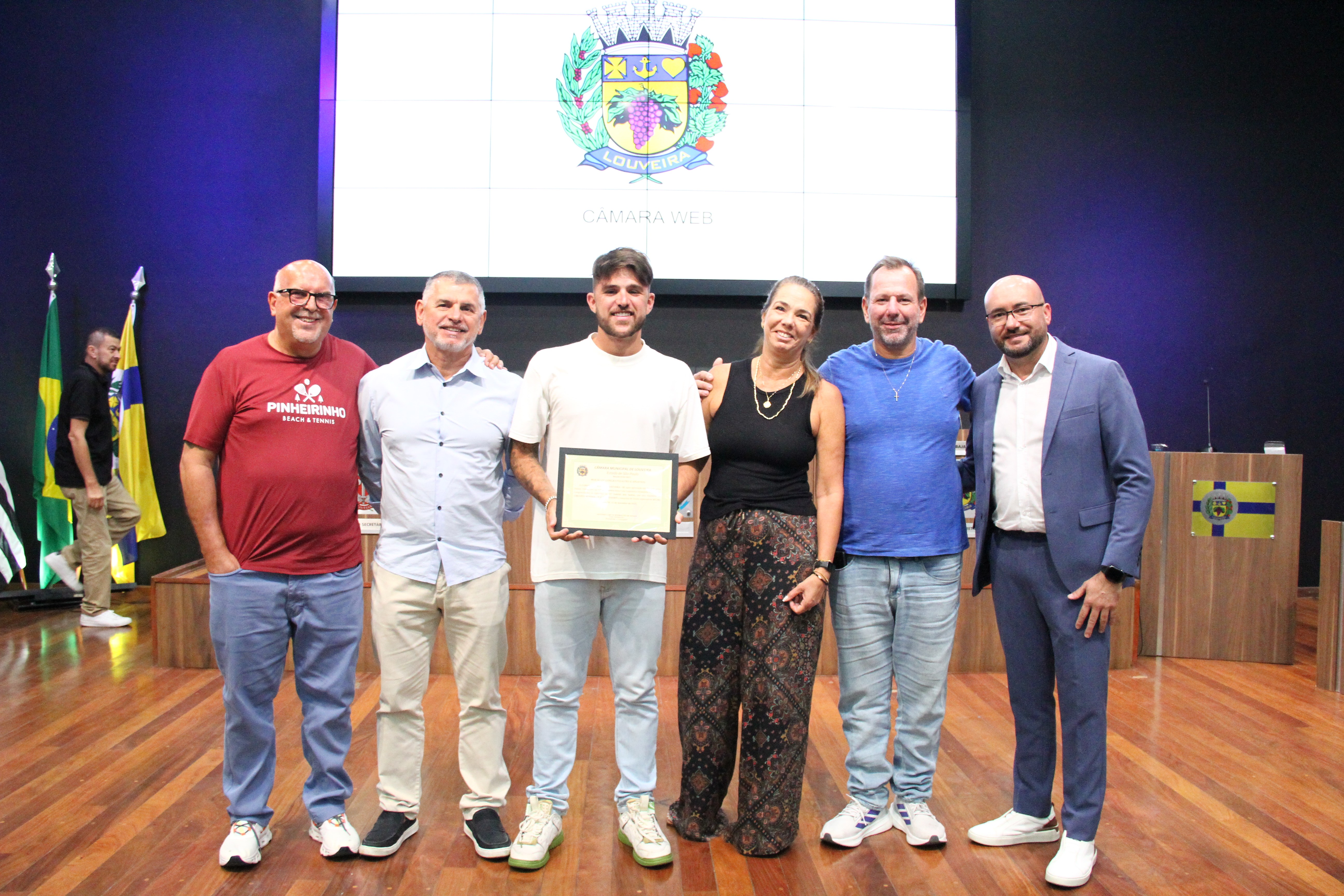Destaque no beach tennis recebe Moção