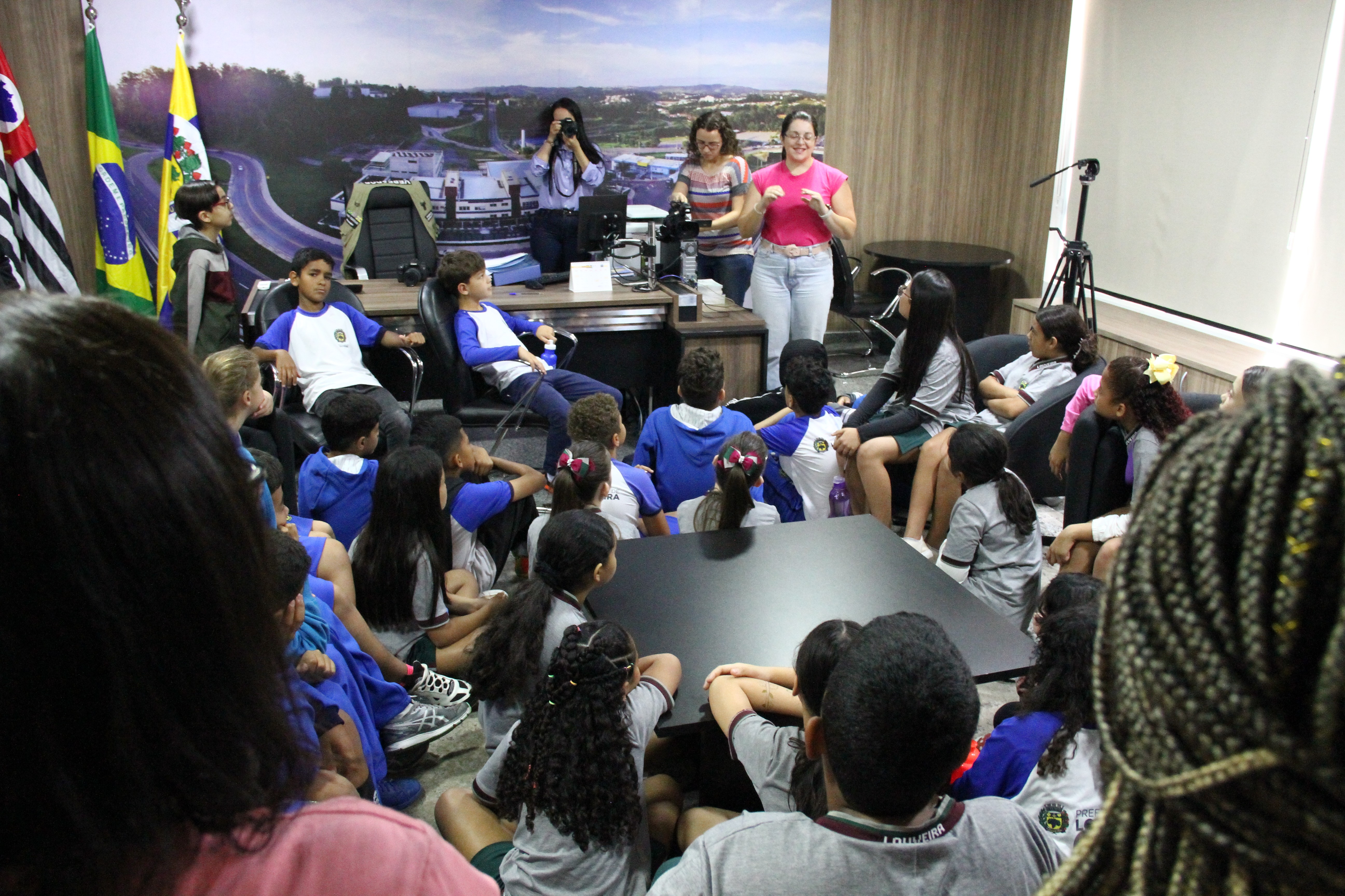 Câmara recebe alunos da EMEB Odilon Leite Ferraz