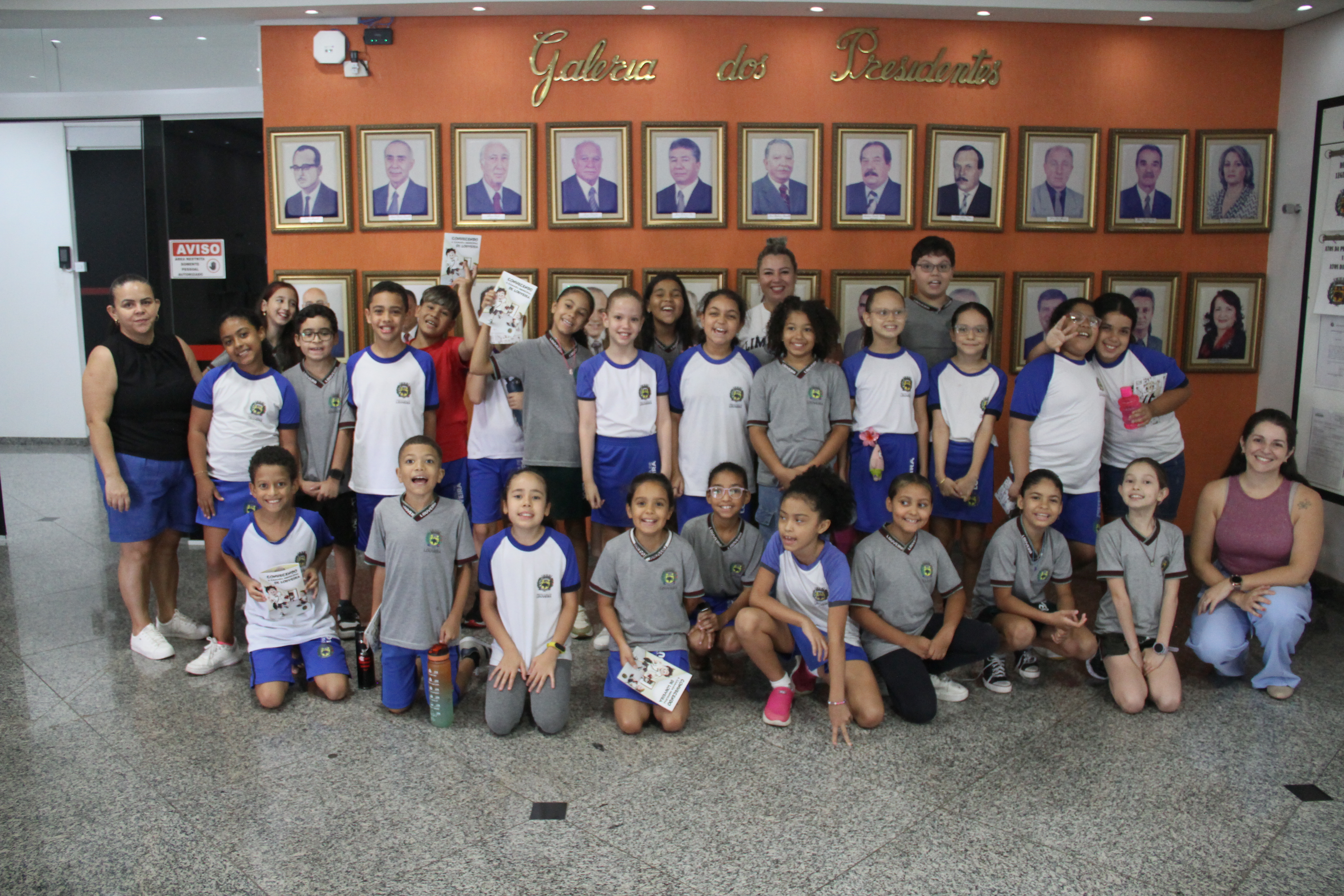 Nova turma do Odilon no programa Conhecendo a Câmara