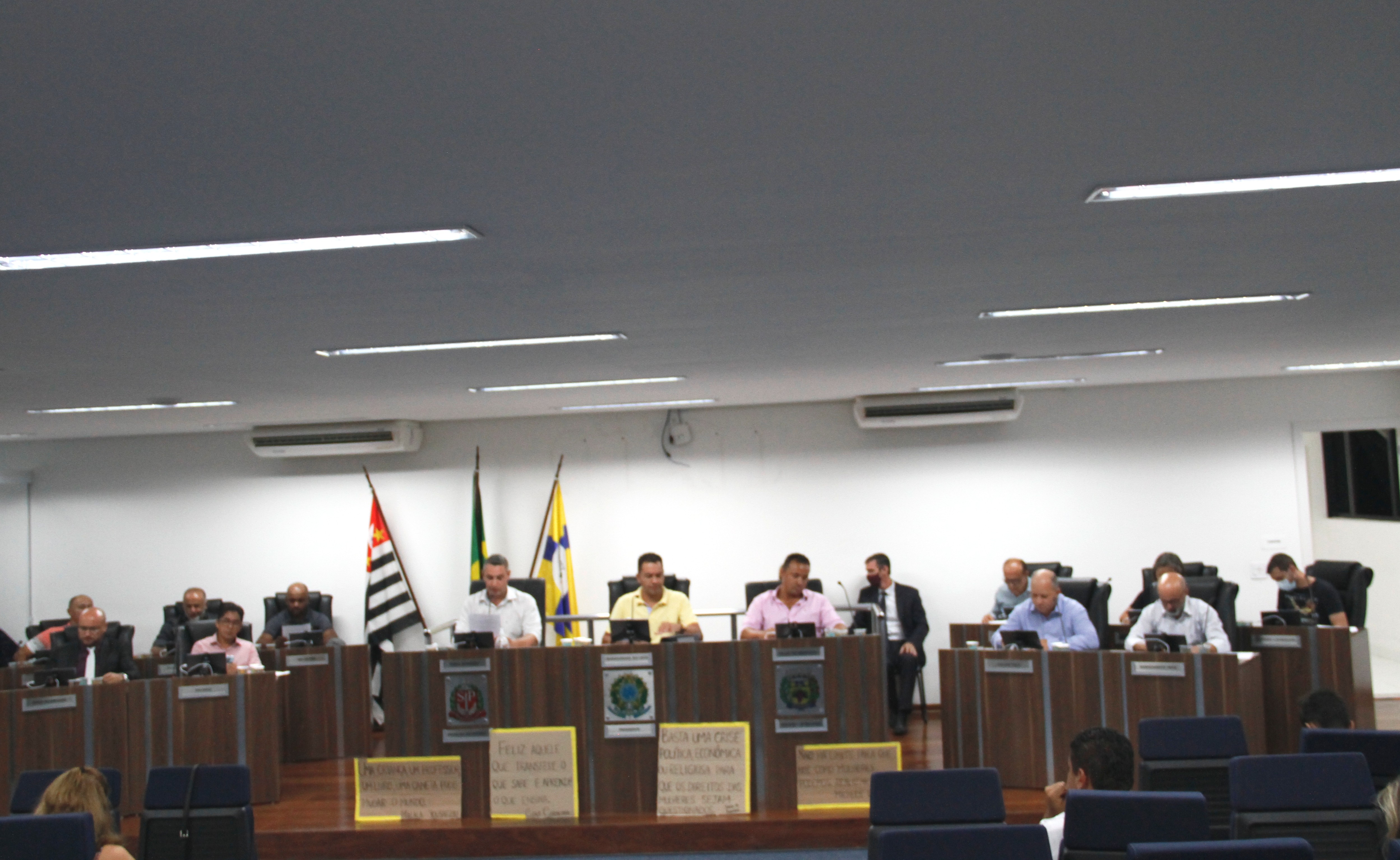 Vereadores aprovam cinco projetos de lei na 5ª Sessão Ordinária 2022