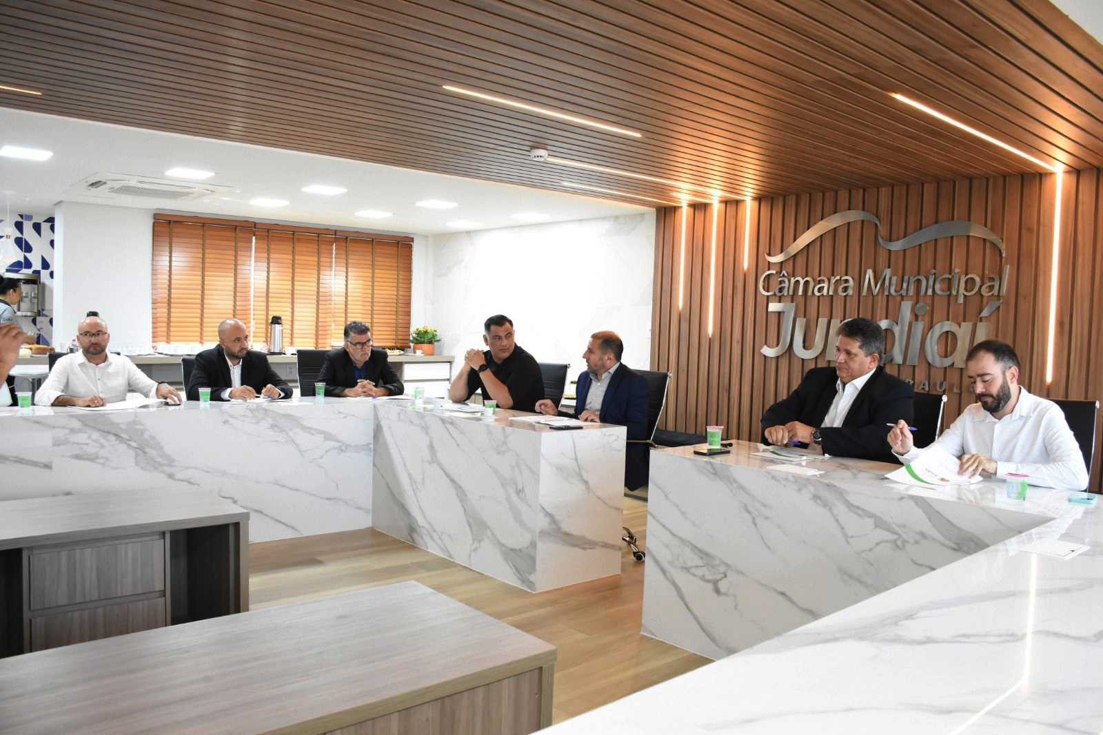 Kaká Rodrigues se reúne com presidentes de Câmaras da região