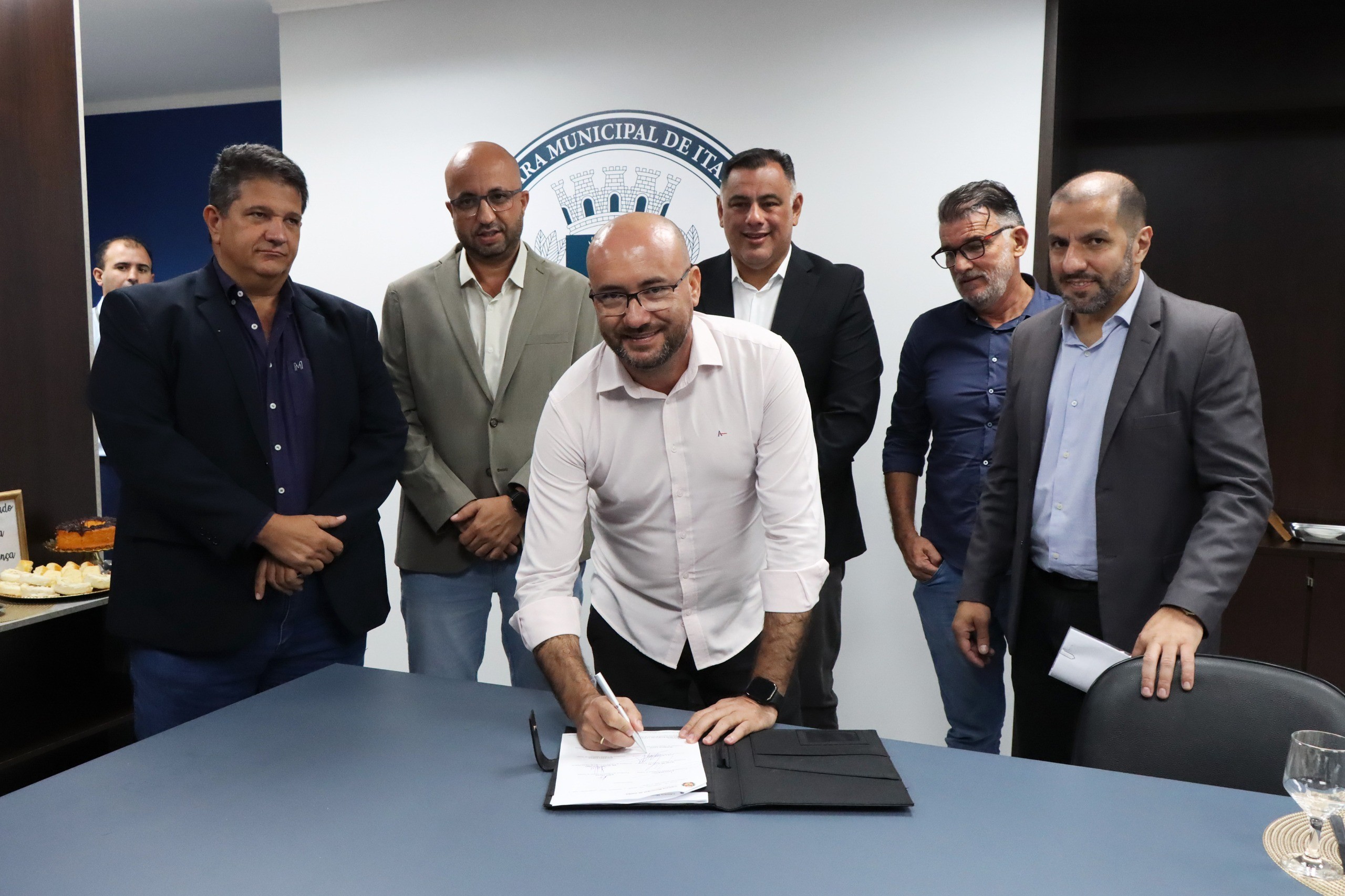 Presidentes do Legislativo da região se reúnem em Itatiba